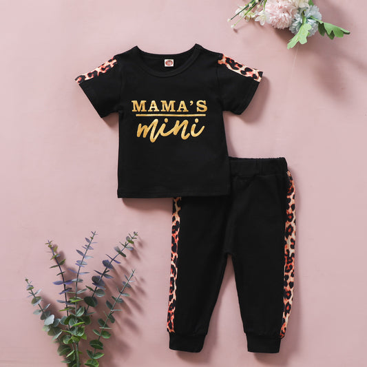Conjunto Infantil Estampado de Letras - Pantalón Corto y Remera