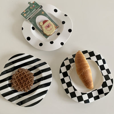 Plato Postre Porcelana Onda Puntos y Rayas Diseño Irregular - Image 13