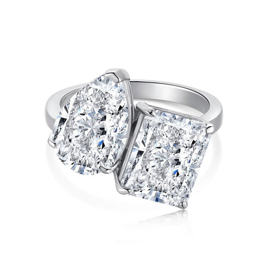 Anillo de Diamantes Bicolor con Diseño de Pera - Image 3