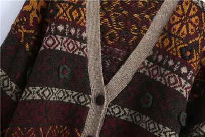 Cardigan Entallado de Punto Fino para Mujer - Cuello en V, Manga Larga, Abrigo Cálido Europeo - Image 4