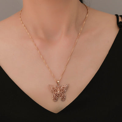 Collares Colgantes Mariposa Declaración - Image 3