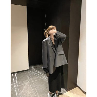 Blazer Ejecutivo con Hombros Anchos y Abertura Trasera - Image 4