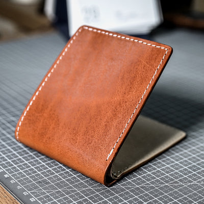 Billetera Corta de Cuero Premium para Hombre con Estilo Personalizado