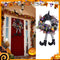 Corona Decorativa Halloween con Bruja, Calabaza y Piernas - Adorno para Puerta