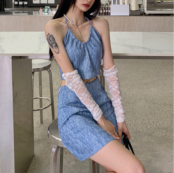 Falda Suspender con Cadena Minimalista