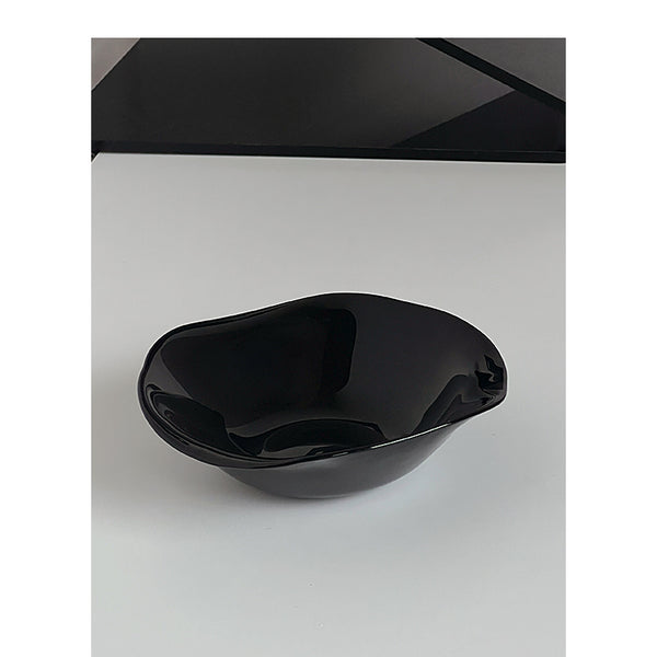 Cuenco Cerámico Irregular Negro Minimalista de Diseño Niche