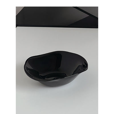 Cuenco Cerámico Irregular Negro Minimalista de Diseño Niche - Image 2