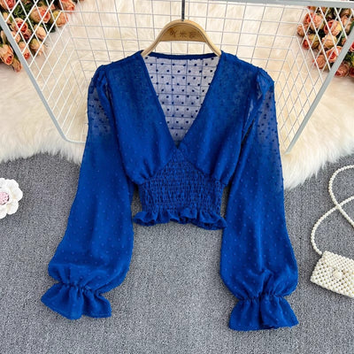 Blusa Estilo Occidental con Escote V, Lunares y Cintura Ajustada - Image 3
