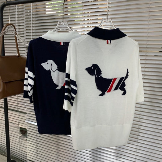 Polo Manga Corta con Patrón de Rayas Finas y Diseño de Perro Salchicha - Image 6
