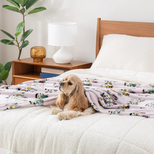 Cobija de felpa Peanuts Velvet Loft Snoopy 140 x 178 cm – Diseño The Flying Ace, oficial y ultra suave - Tekeno