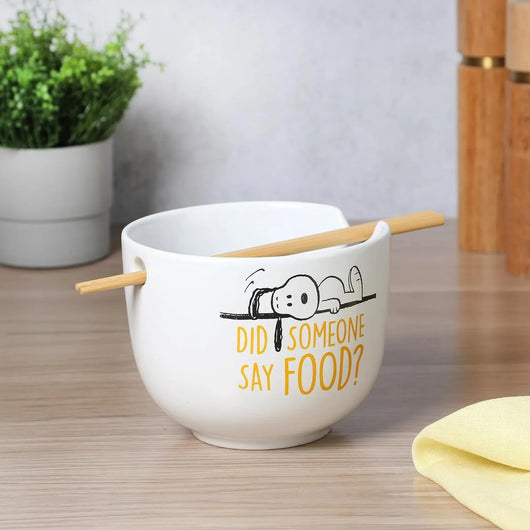 Set de 4 cuencos apilables de gres Peanuts – Snoopy y amigos, 14 cm, aptos para microondas y lavavajillas - Tekeno