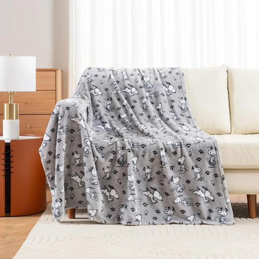 Cobija de felpa Peanuts Velvet Loft Snoopy 140 x 178 cm – Diseño The Flying Ace, oficial y ultra suave - Tekeno