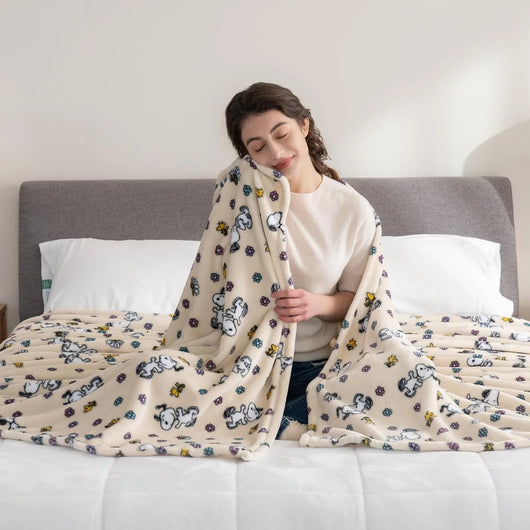 Cobija de felpa Peanuts Velvet Loft Snoopy 140 x 178 cm – Diseño The Flying Ace, oficial y ultra suave - Tekeno