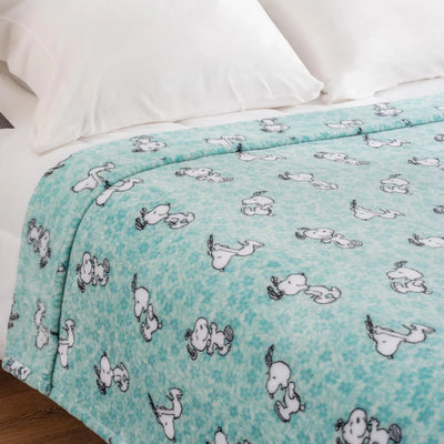 Cobija de felpa Peanuts Velvet Loft Snoopy 140 x 178 cm – Diseño The Flying Ace, oficial y ultra suave - Tekeno