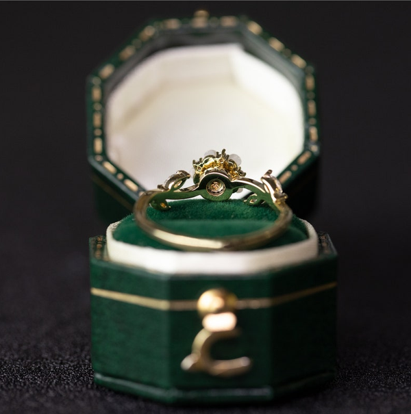 Anillo de Boda Floral en Oro 18K, 14K y Plata con Diamantes para Mujer