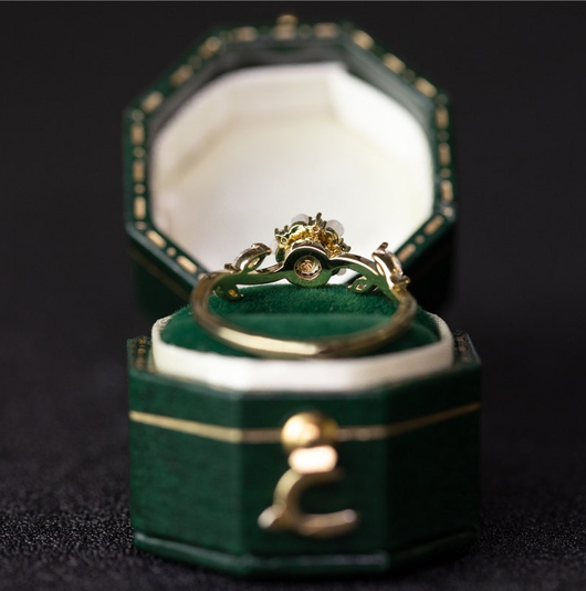 Anillo de Boda Floral en Oro 18K, 14K y Plata con Diamantes para Mujer