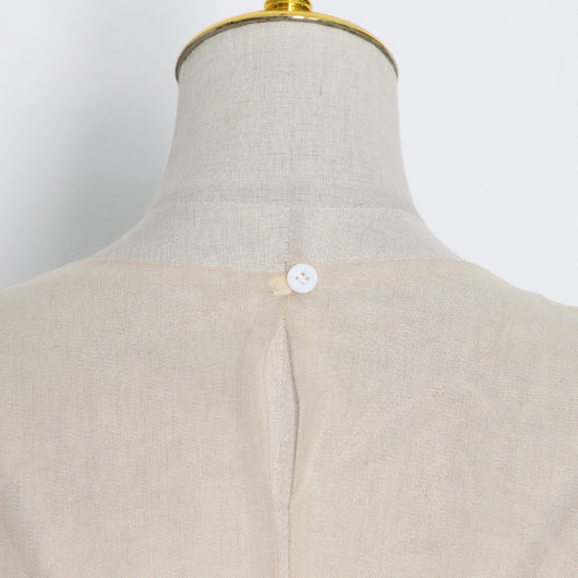 Blusa Cuello Redondo con Mangas Abullonadas y Flores en Relieve - Image 33