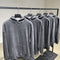 Sudadera con Capucha Desgastada y Cuello Fruncido - Estilo Urban Casual