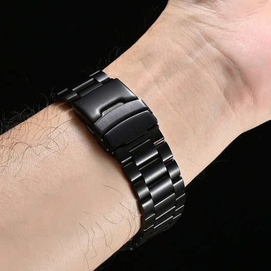 Correa de Titanio Tres Eslabones para Apple Watch S10 - Image 27