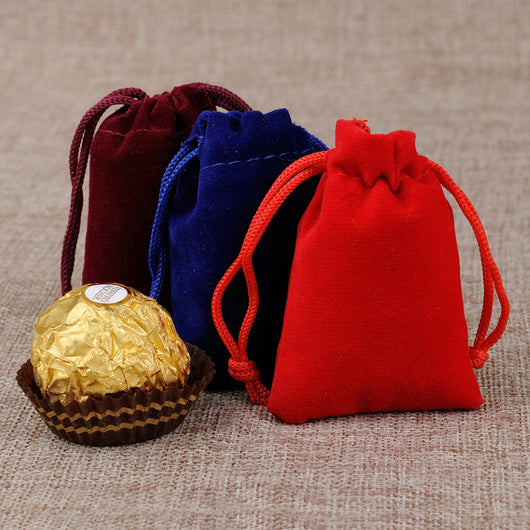 Bolsas de Terciopelo Negro con Cordón para Joyas y Accesorios