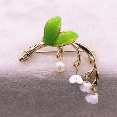 Broche Lirio de los Valles con Esmalte Verde Degradado - Image 6