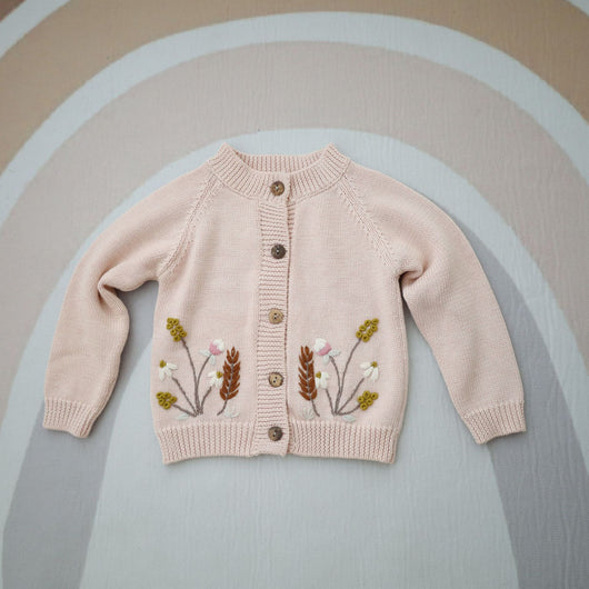Conjunto de Cardigan Bordado a Mano para Niños con Gorro y Pantalón - Image 4