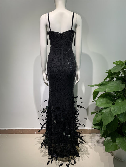 Vestido Sling Negro con Lentejuelas de Pluma - Image 11