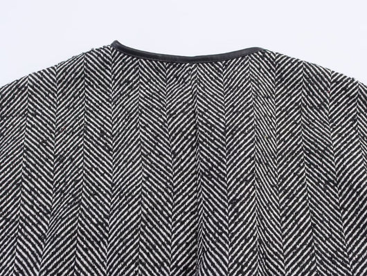 Abrigo Midi Elegante Estilo Británico con Diseño de Cintura de Encaje - Image 9