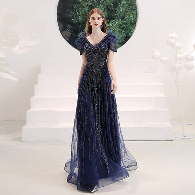 Vestido de Noche Elegante y Sofisticado para Eventos Corporativos - Image 3