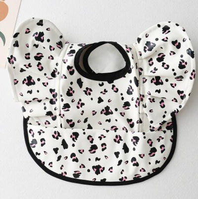 Babero Impermeable con Bolsillo Alas de Ángel para Bebé - Image 10