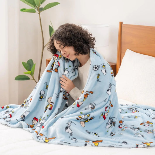 Cobija de felpa Peanuts Velvet Loft Snoopy 140 x 178 cm – Diseño The Flying Ace, oficial y ultra suave - Tekeno