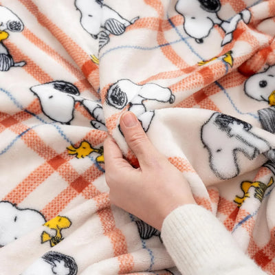 Cobija de felpa Peanuts Velvet Loft Snoopy 140 x 178 cm – Diseño The Flying Ace, oficial y ultra suave - Tekeno