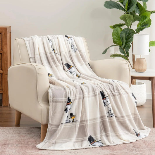 Cobija de felpa Peanuts Velvet Loft Snoopy 140 x 178 cm – Diseño The Flying Ace, oficial y ultra suave - Tekeno