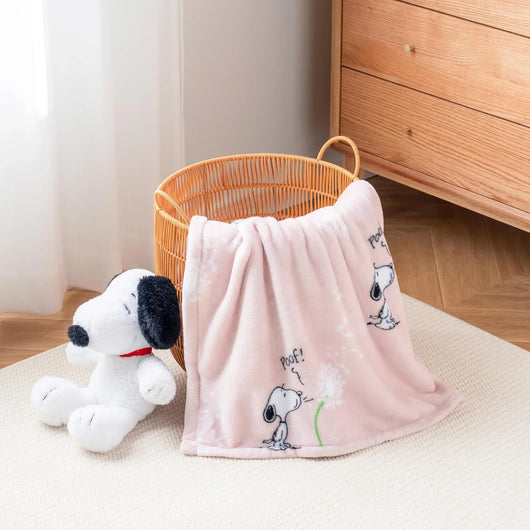 Cobija de felpa Peanuts Velvet Loft Snoopy 140 x 178 cm – Diseño The Flying Ace, oficial y ultra suave - Tekeno