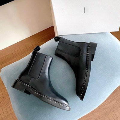 Botas Cortas de Cuero Estudadas Estilo Británico para Mujer - Image 11
