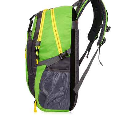 Mochila de Viaje Versátil y Resistente - Image 13