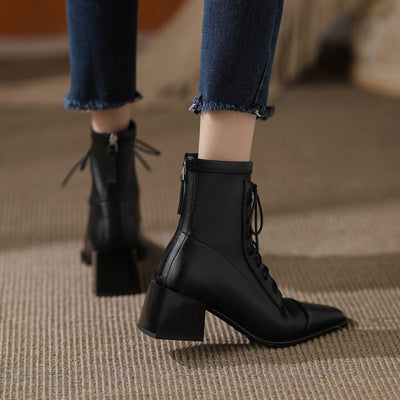 Botas Martin Negras con Cordones para Mujer - Image 3