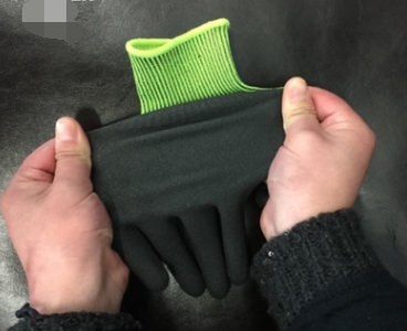 Guantes de Trabajo Nitrilo Respirable Ultra Delgados Antideslizantes WG501 Amarillo Fluorescente - Image 4