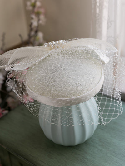 Gorra Vintage de Malla Blanca Perla - Image 3