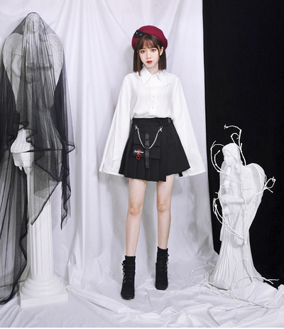 Falda Gótica Harajuku con Cadenas y Bolsillos Irregulares