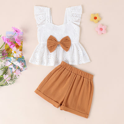 Conjunto de Short y Blusa Blanca con Volantes y Moño - Image 13