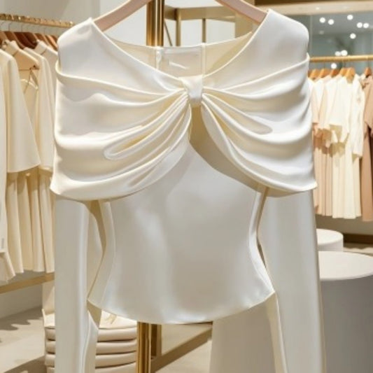 Blusa Elegante Ajustada de Corte Perfecto