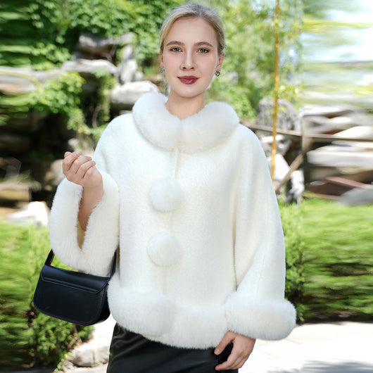 Capa Cardigan de Piel Blanca con Cuello de Peluche Estilo Inverness - Image 4