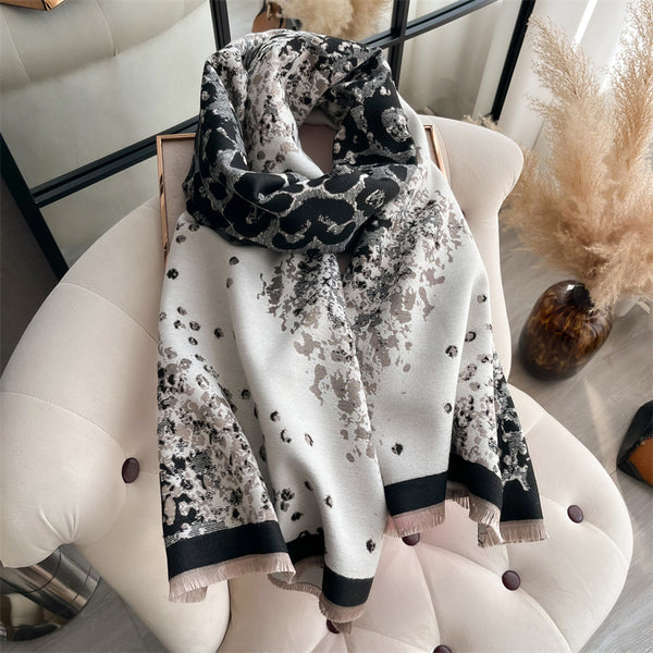 Pañuelo de Moda con Personalidad para Mujer