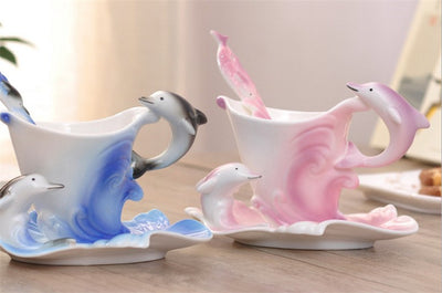 Taza de Café Delfín de Porcelana Lang Pintada a Mano con Platillo - Image 10