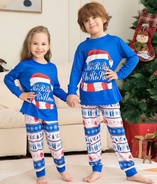 Pijamas Navideños Familiares a Juego - Conjunto Estampado y Pantalón a Cuadros - Image 3