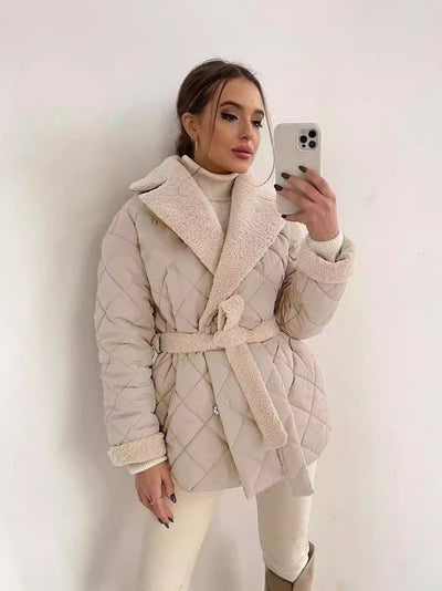 Abrigo Cuadros Invierno con Cintura Ajustable - Diseño Versátil para Mujer - Image 10