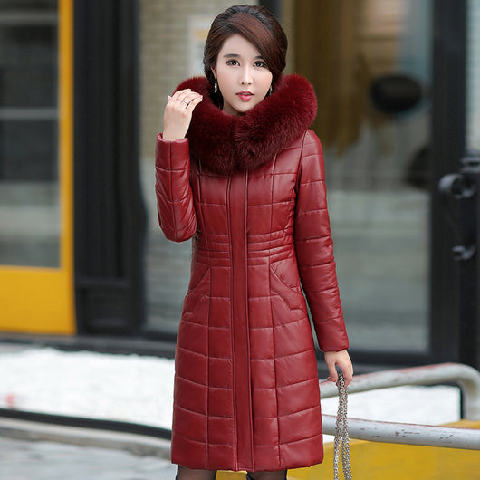 Abrigo de Invierno de Cuero PU y Algodón para Mujeres Maduras - Image 11