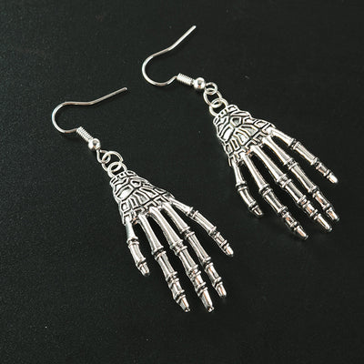 Aretes Vintage Calavera Esqueleto con Manos Talladas para Halloween - Image 6