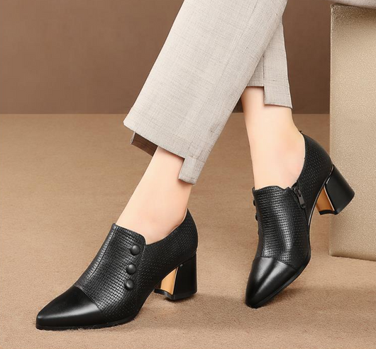 Zapatos de Tacón Grueso Punta Fina Talla Grande Mujer - Blanco Crema - Image 17